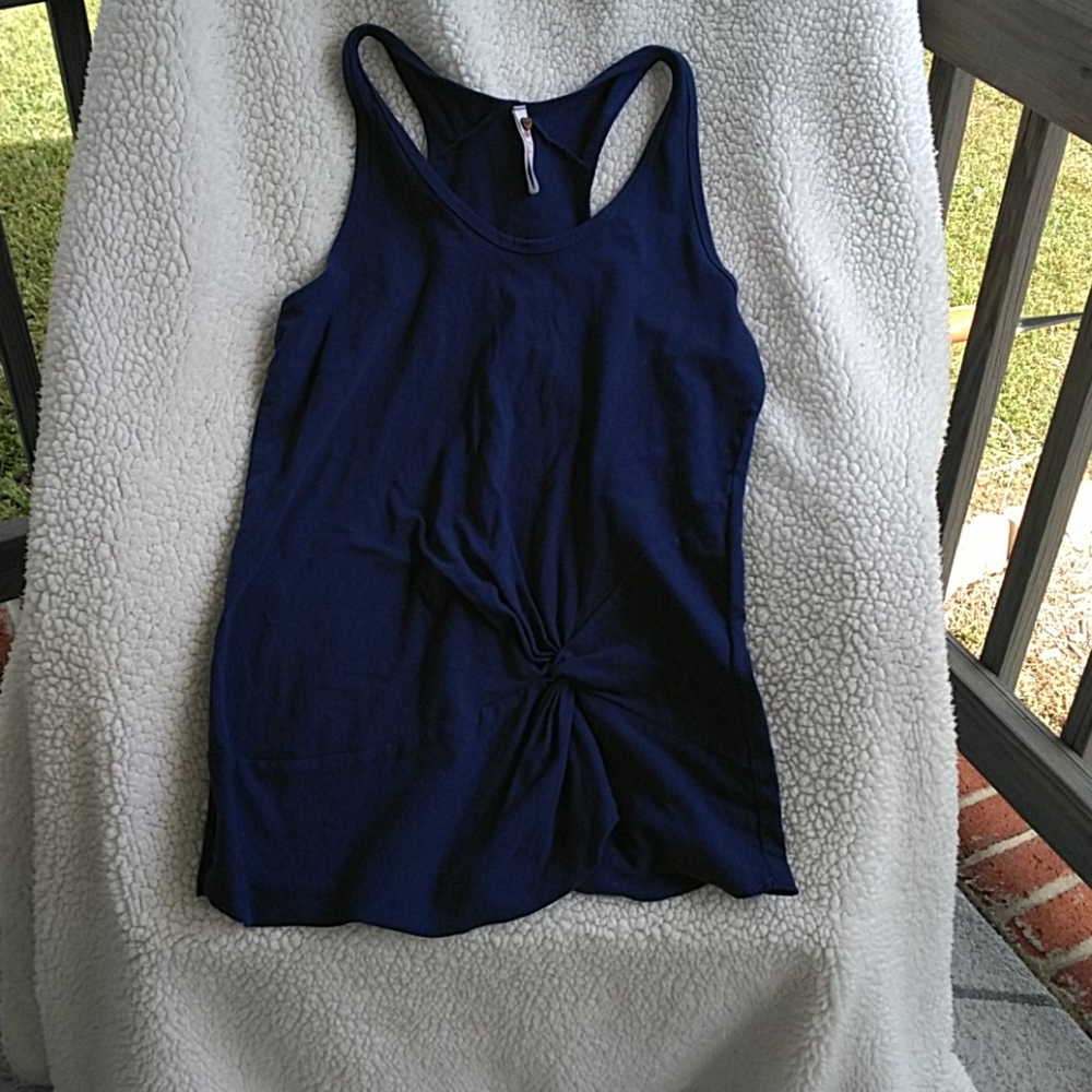 Tank top with side knot